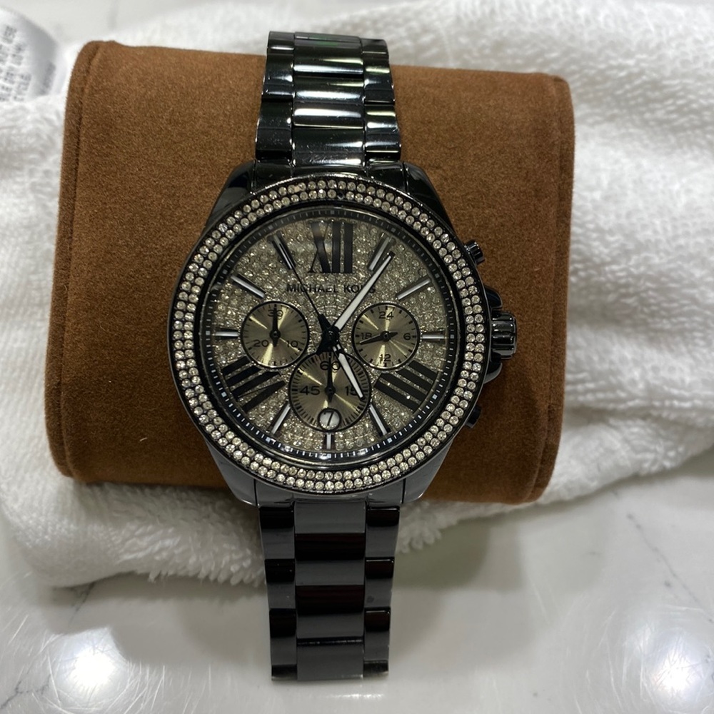 MK black watch